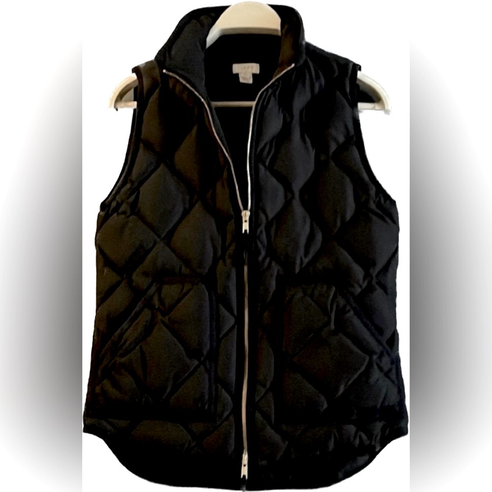 J. Crew Vest XS Navy Blue Quilted Down Like New Condition